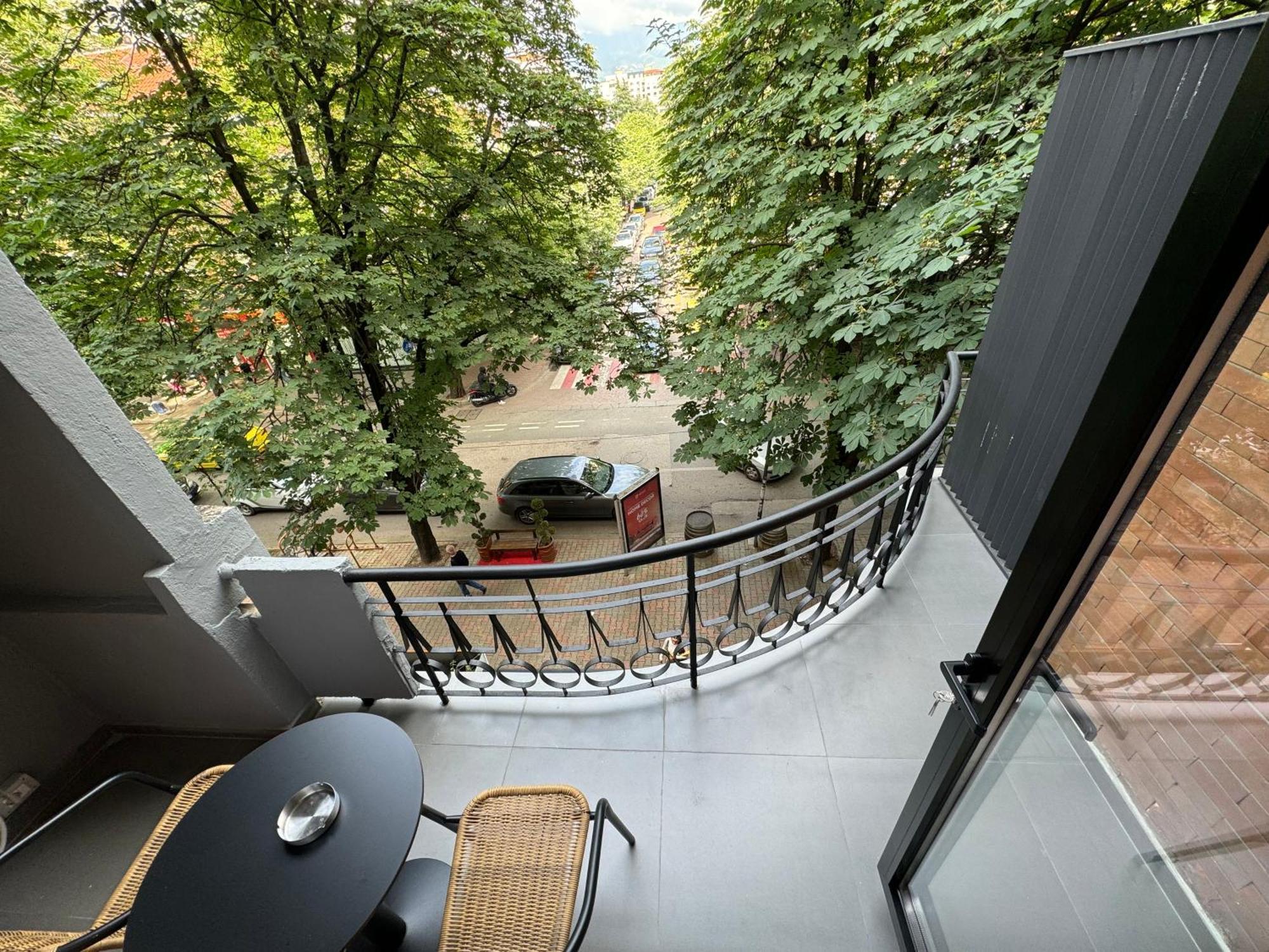 Lux Apartment Tirana