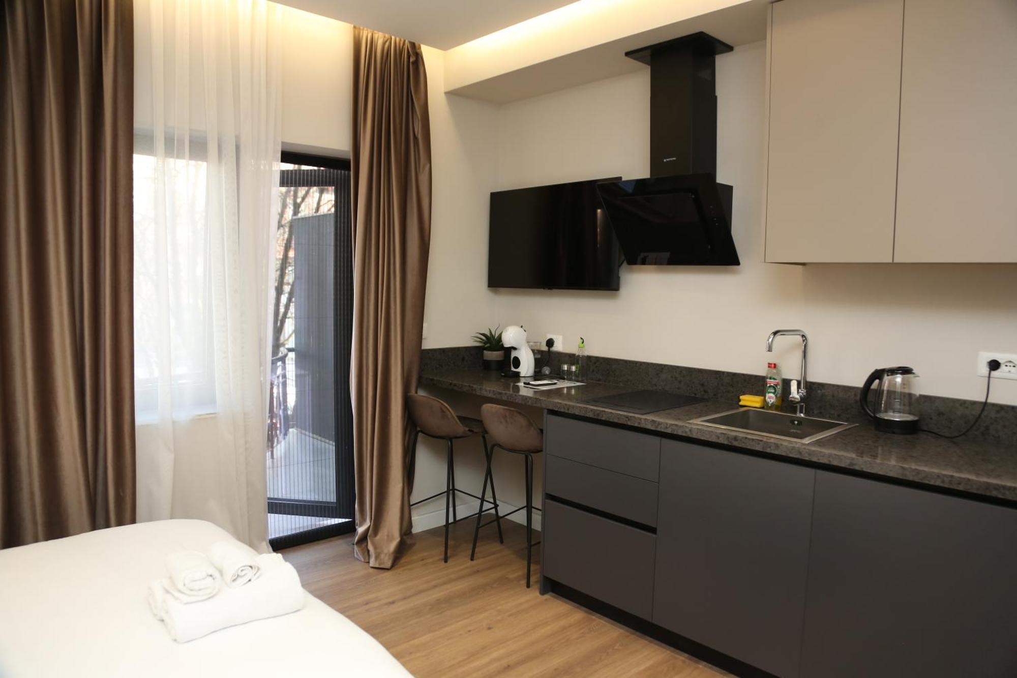 Lux Tirana